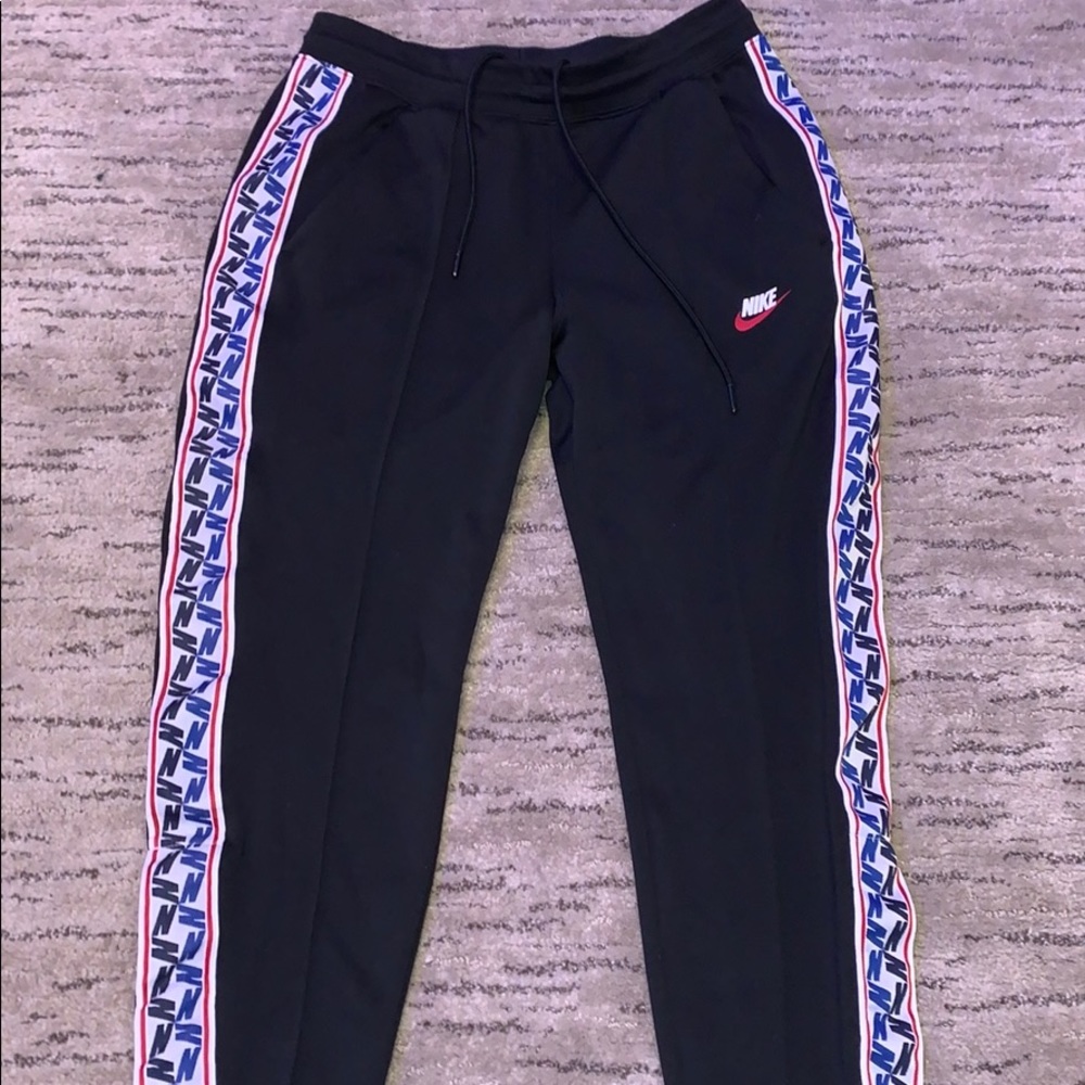 nike sweats